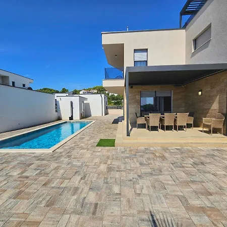 Deluxe In Villa Vodice