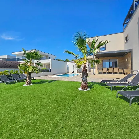 Villa Deluxe In