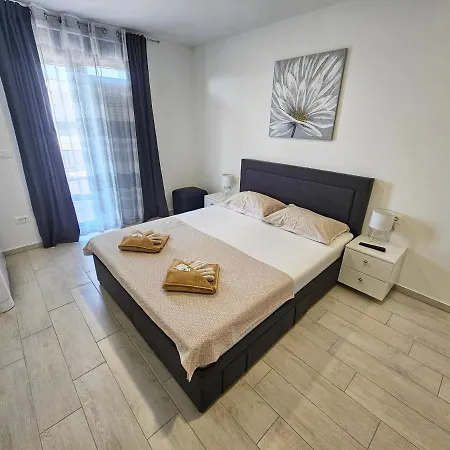 Deluxe In Villa Vodice